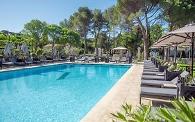 Le Vallon De Valrugues Hotel Spa & Villas